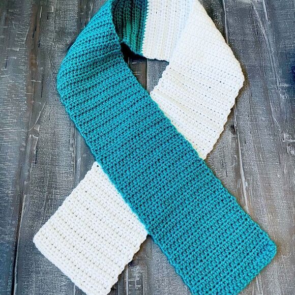 Handmade Crochet Knit Color Block Teal White Scarf - Picture 1 of 3